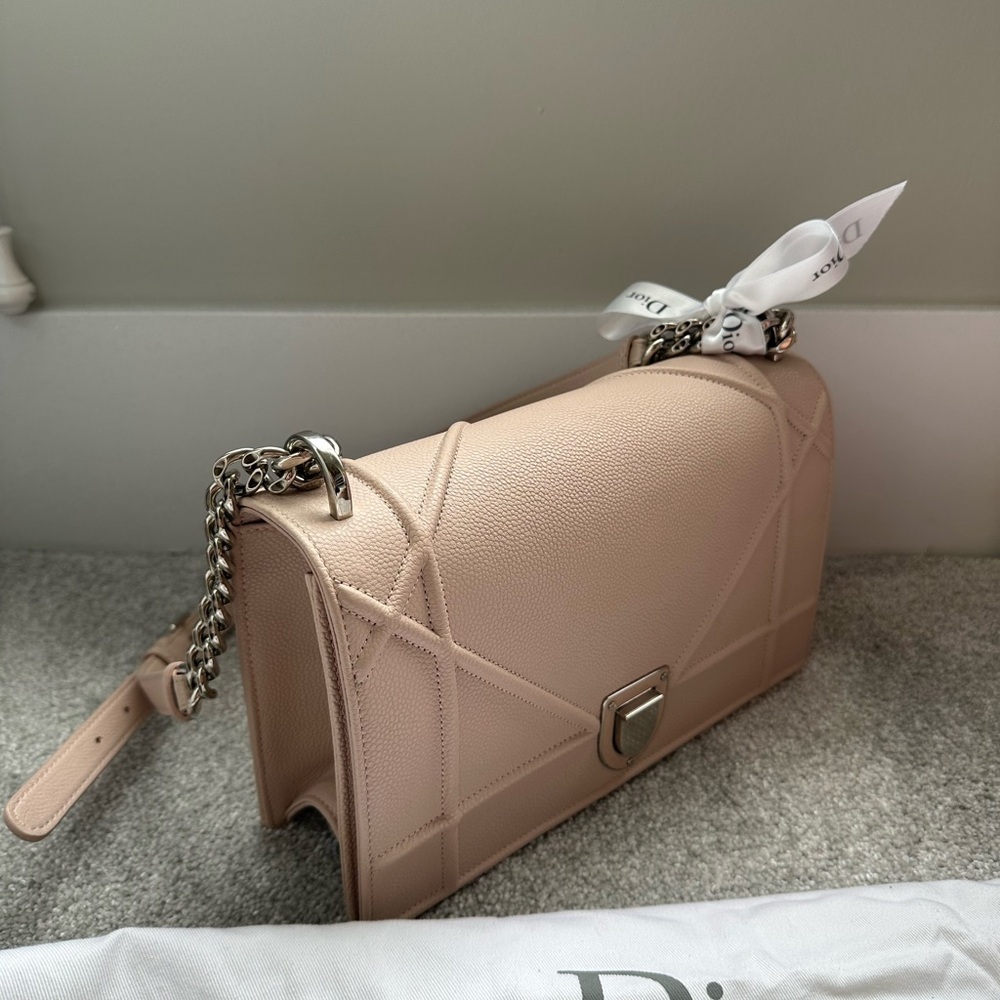 Dior Diormara Medium Handbag - Picture 6 of 17